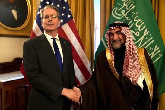 "الزيارات المكوكية بين وزراء الدفاع والخارجية والمستشارين بين الرياض وواشنطن تُظهر أهمية قمة القرن بين ترامب وبن سلمان! 🔥🇺🇸🇸🇦 
التعاون الأمني، الاستثمارات، الامن الإقليمي على الطاولة! #السعودية #أمريكا #القمة_السعودية_الامريكية