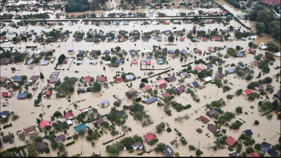 MateuszCzmiel's tweet image. #Powódź2024: @WodyPolskie  zawiadamiają prokuraturę ws. zbiornika #Nysa. Eksperci z @UPWr_edu wykryli błędy w systemie sterowania – przez źle zamontowaną sondę zrzuty wody mogły być większe, niż zakładano. Zbiornik modernizowano w latach 2010–2016. @PolskieRadio24