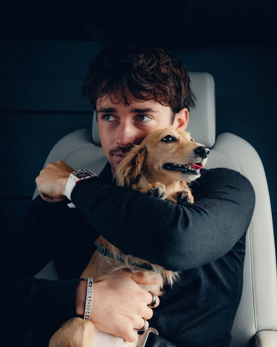 i love the fact that charles ALWAYS includes leo 🥹 it’s his baby