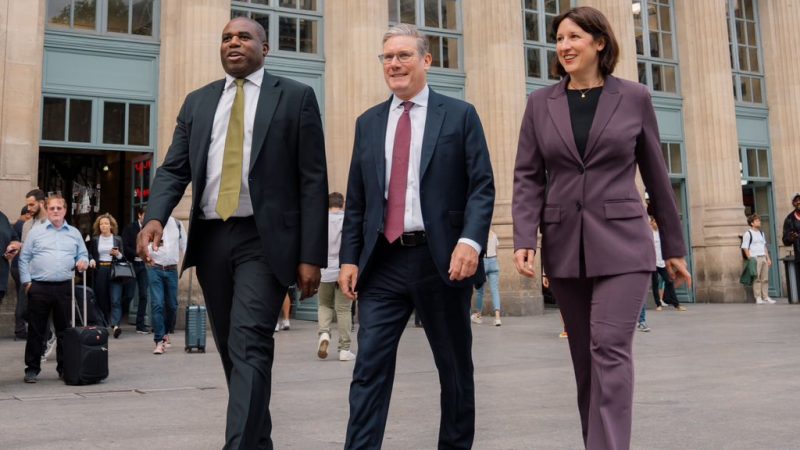 🇬🇧 Do you agree that PM Keir Starmer and this shambolic Labour government have become a national and international laughing stock 🇬🇧