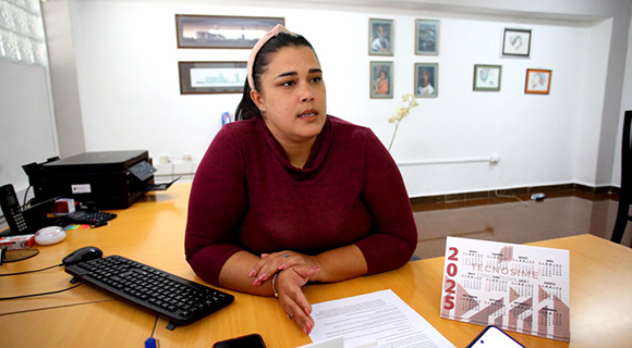 Brindar servicios a la industria para potenciar las exportaciones y el  incremento de los ingresos para el desarrollo del país es la principal  misión de Tecnosime, empresa líder en el sector que este 12 de noviembre  arriba a su aniversario 33.
cubadebate.cu/especiales/202…