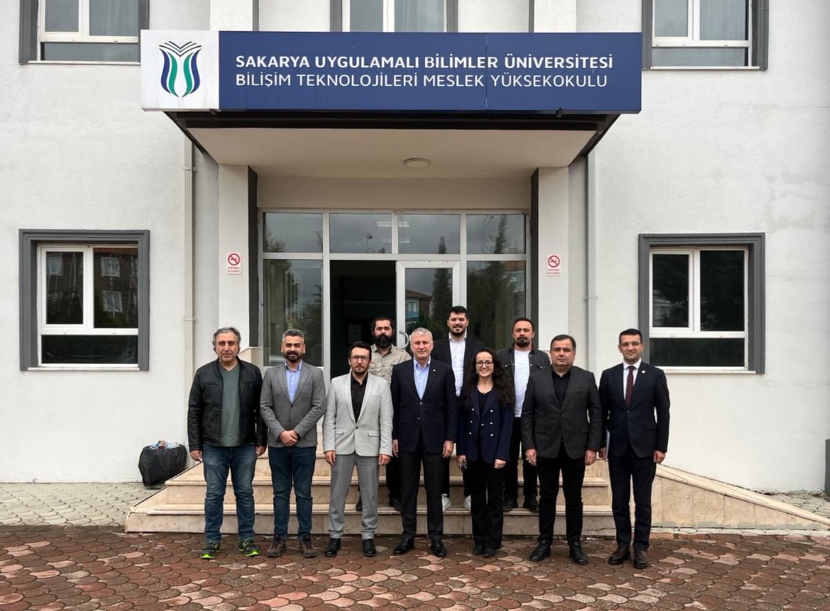 sububtmyo's tweet photo. #subuofficial #BilişimTeknolojileriMYO #TOBB #SATSO #YÖK #İşBirliğiProtokolü #EğitimdeKalite #ÖğrenciOdaklıYaklaşım #UygulamalıEğitim https://t.co/J8jlZrBK4N