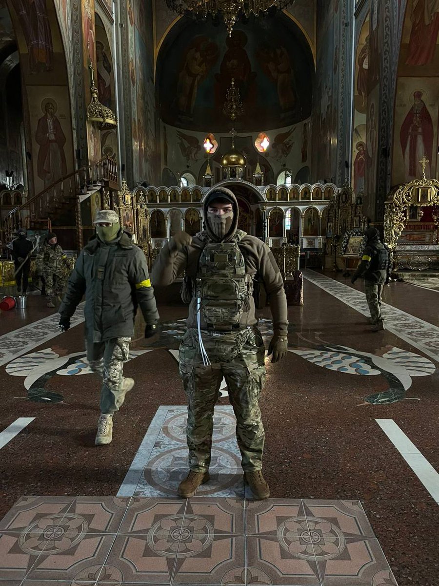On October 17, 2024, the St. Michael’s Orthodox Cathedral in Cherkasy was seized by those whom the media called “activists” and “believers.” 

The “activists” themselves said they were carrying out “God’s will” and cleansing the church of “Moscow filth.”

Meet the main crusader,