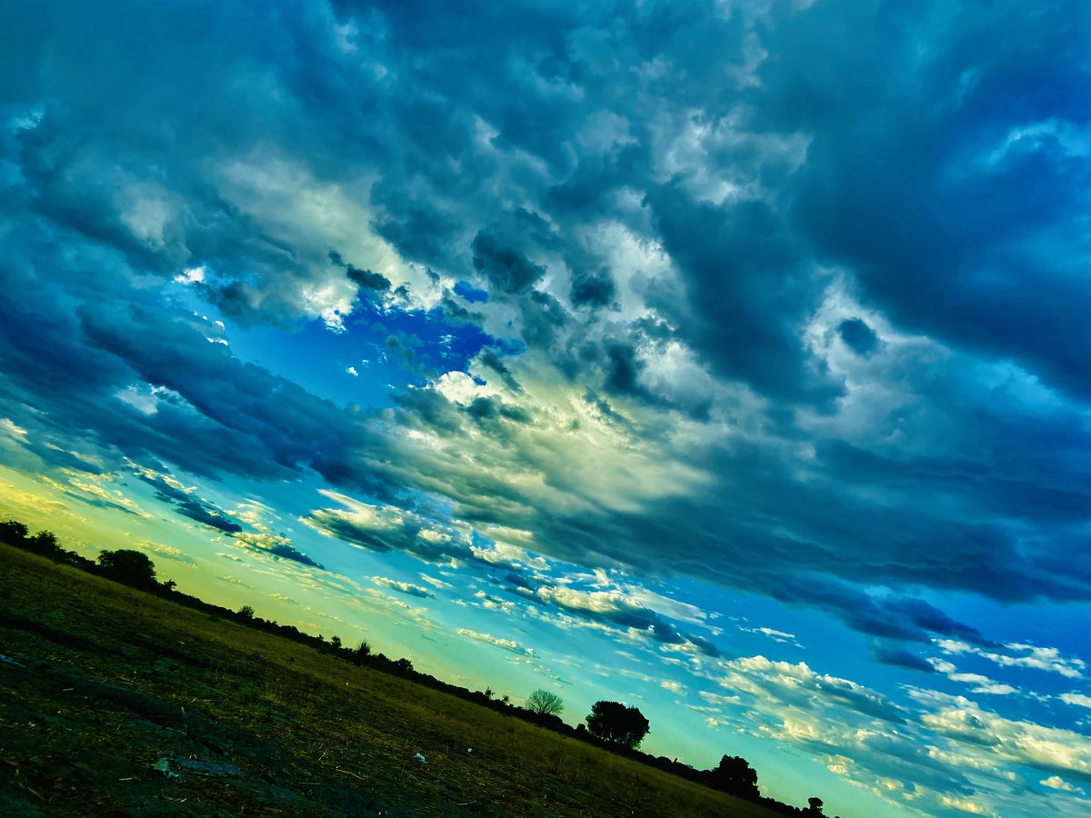 Faith190924's tweet image. Namibia 🇳🇦💜