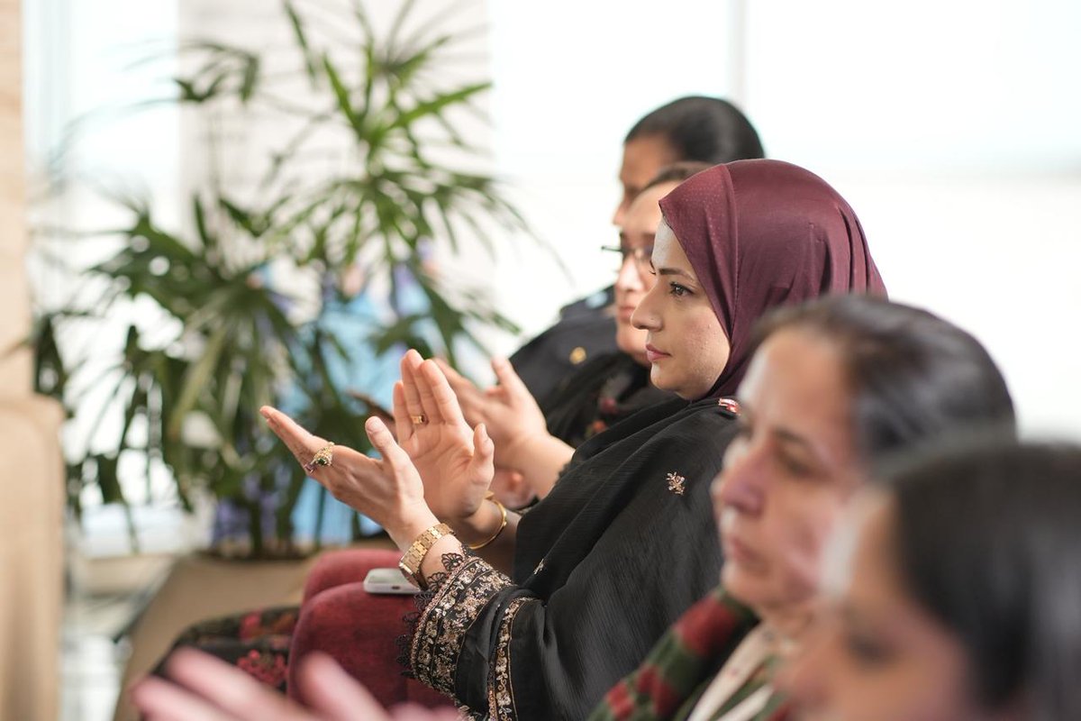 unwomen_pak's tweet image. 📸 Leaders, peacebuilders &amp;amp; advocates united for Women, Peace &amp;amp; Security (WPS) 💜🌿
A powerful moment celebrating inclusive peace, women’s leadership &amp;amp; resilient communities. ✨
#UNWomen #WPS #WomenPeaceSecurity #Peacebuilding #InclusivePeace #GenderEquality