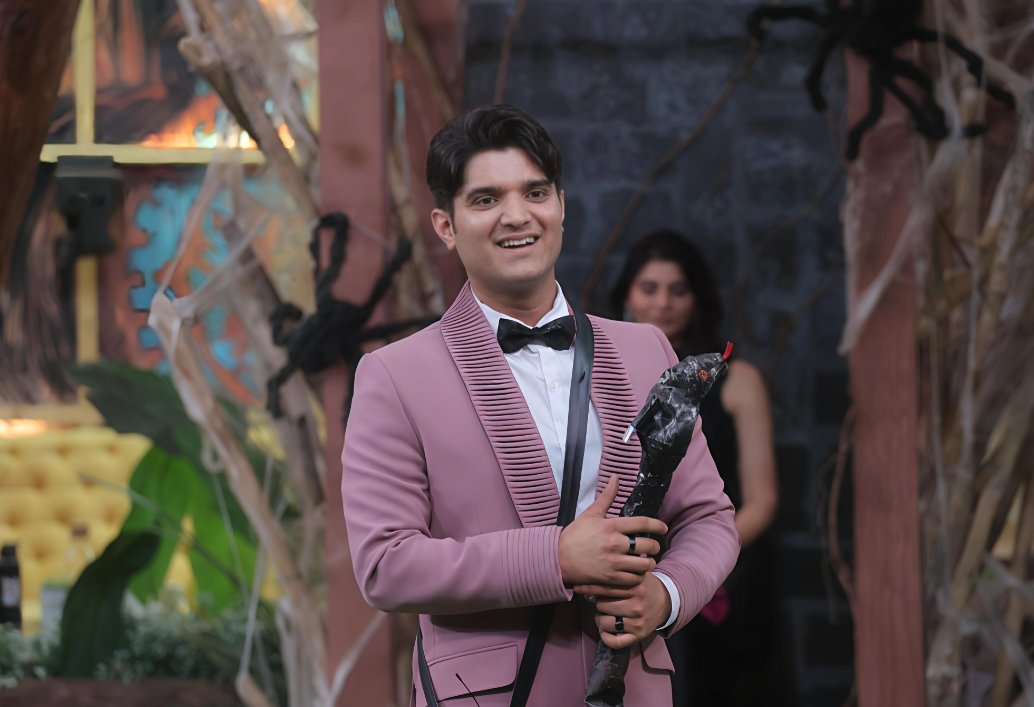 Fearlesssachin's tweet photo. The most bakvaas TV show is trending! Why?

NO MRIDUL NO BIGGBOSS 

Who is this man?
#BoycottBiggBoss #MridulTiwari #BiggBoss19 #BB19 https://t.co/kfDADe9Qu1