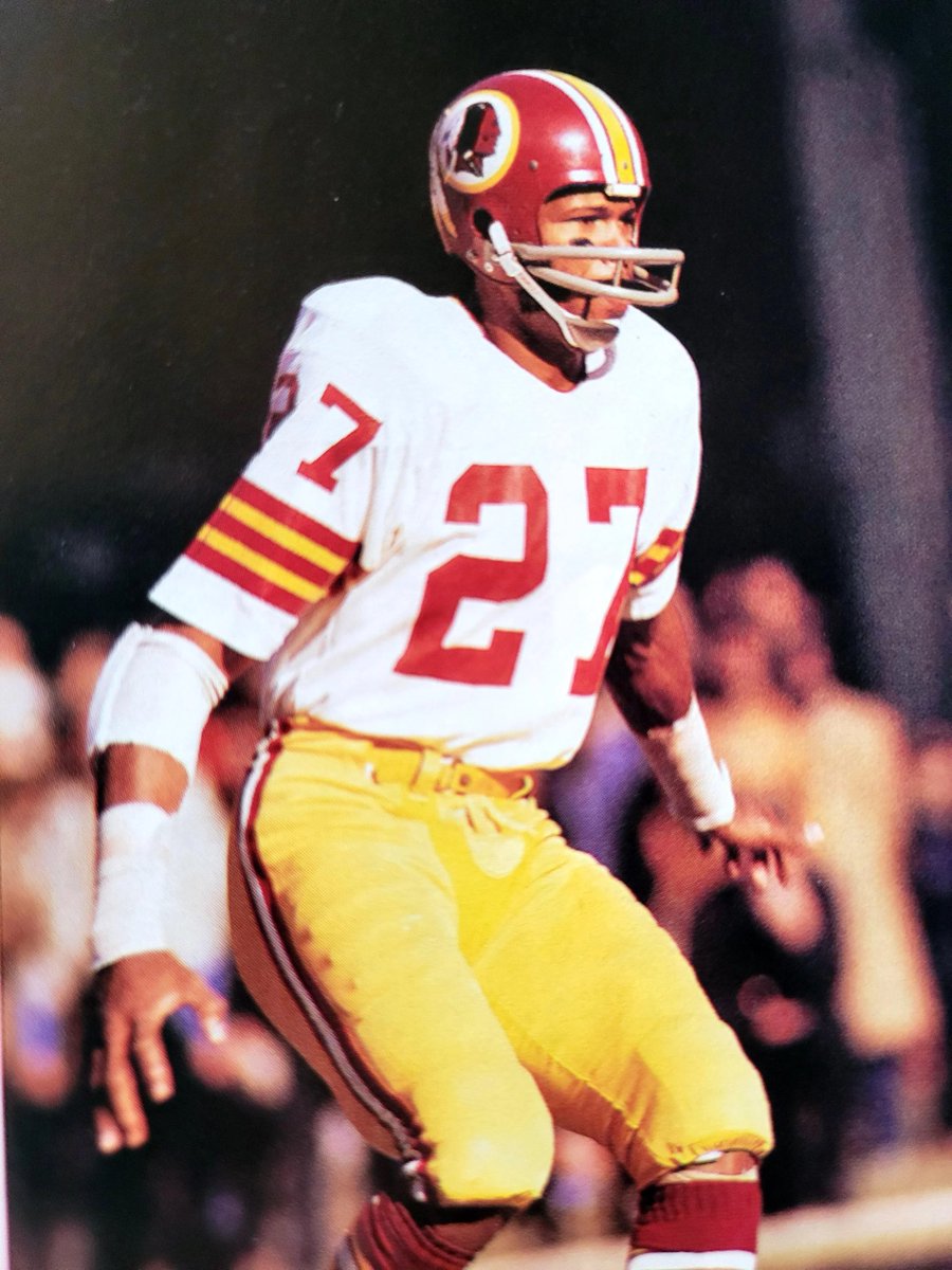 ChasingHardware's tweet image. HBD to a trifecta of Chasing Hardware guests &amp;amp; football greats w/ terrific stories. @dallascowboys safety Cliff Harris (6/5/24), @Commanders (Redskins) safety Ken Houston (10/6/22), &amp;amp; @AtlantaFalcons qb Steve Bartkowski (3/13/24).
Great stories, even better guys.
Link in bio