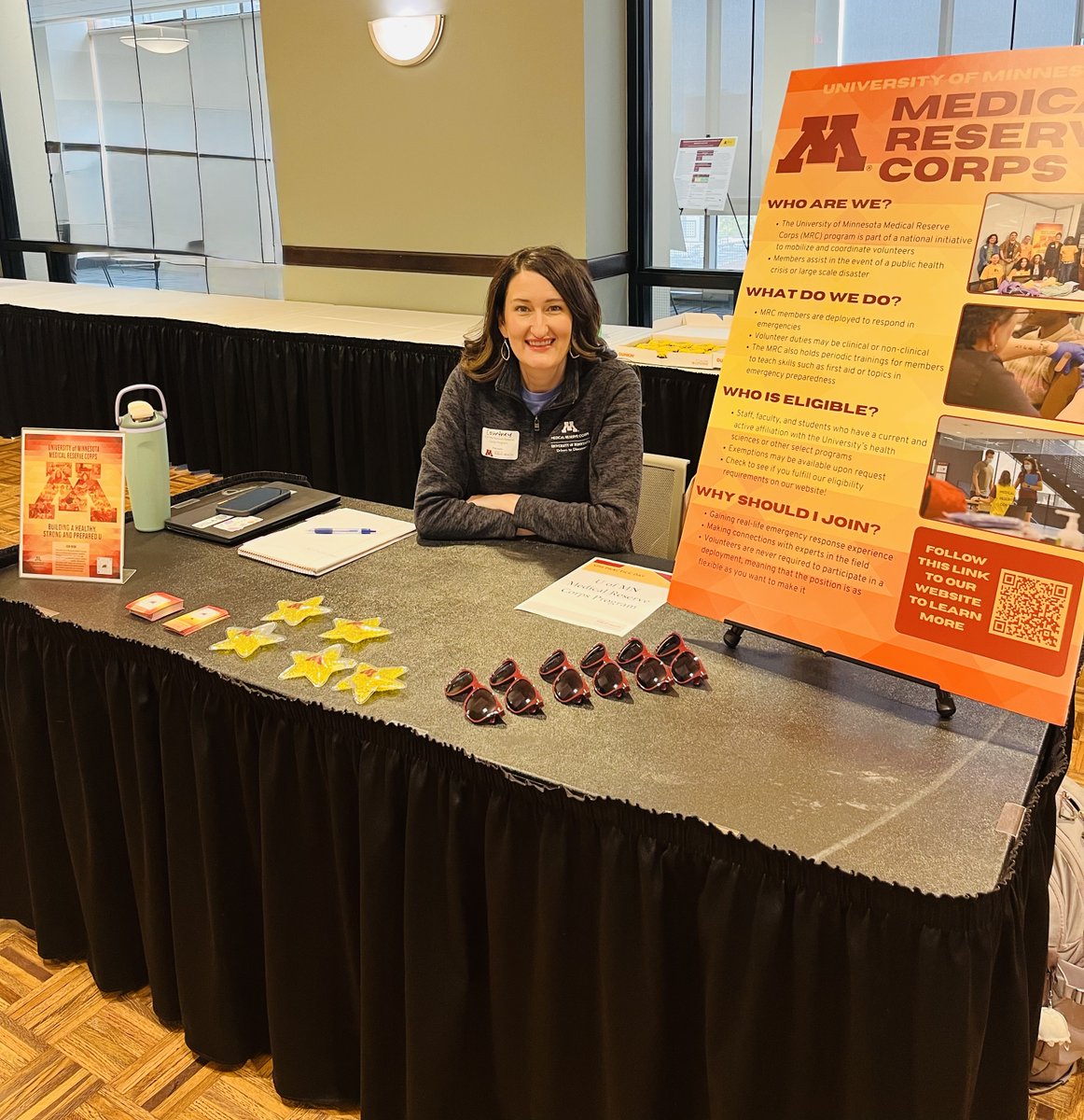 umnHERO's tweet photo. We had a great time talking with students at the SPH Practice Day! HERO gives students opportunities to do their APEX/ILE projects with us, learning about public health emergency preparedness and response, and how they can apply what they are learning in their degree programs. https://t.co/9KJua9a1UZ