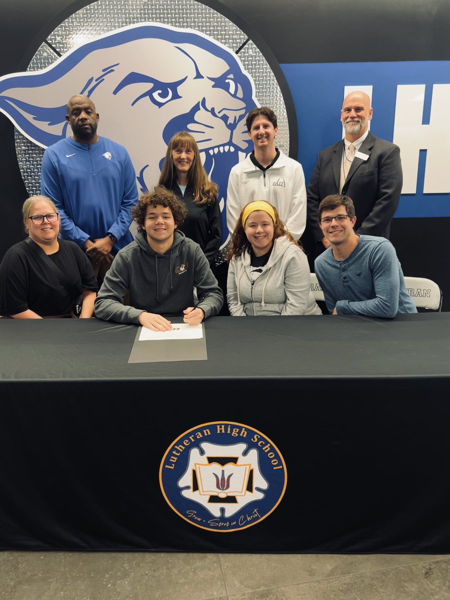 It’s official! Two Cougar athletes are taking their talents to the next level!

Kennedy Stowers – Illinois State Basketball
Dane Tallent – Quincy University Swimming

We’re so proud of you both—go chase those dreams! #StudentAthletes #CougarPride #SigningDay