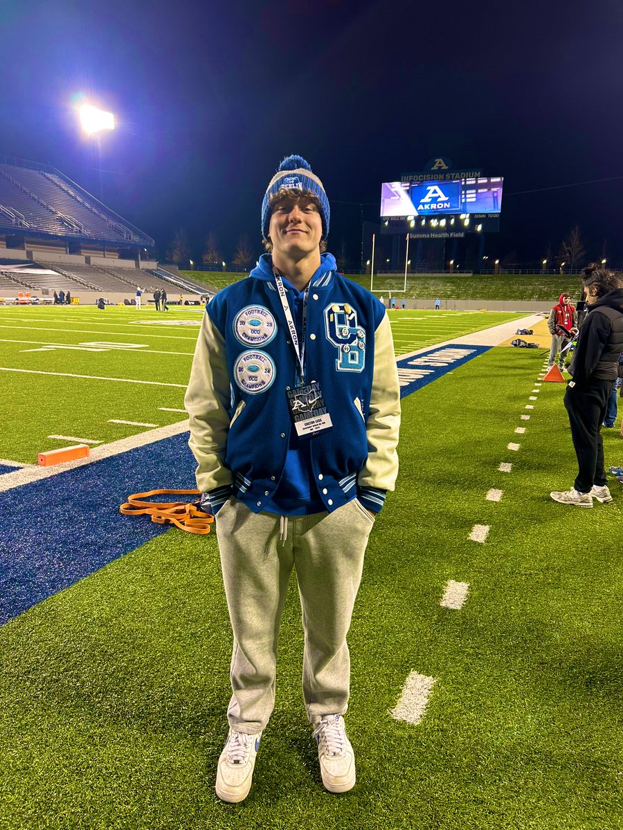 ColtonLess's tweet image. Thank you @ZipsFB and @Caleb_Duckett for having me out to watch Akron take on Kent State yesterday! It was great to meet the staff and watch the team play. Go Zips!
@CoachJDBrook @BallCoachJoeMo @Berlin_Bears_FB @CoachSchrock03 @_Coach_Harris