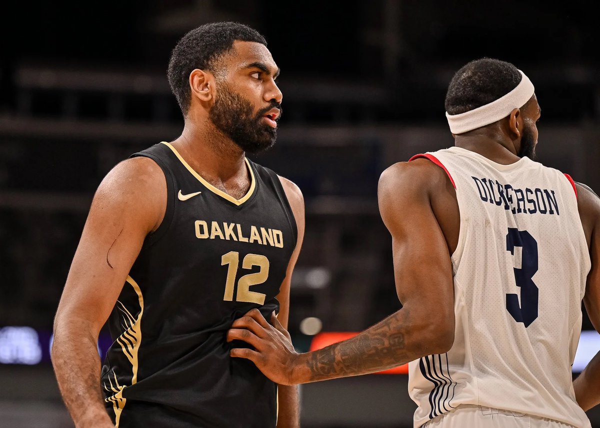 CBB Play Of The Day 🔨

Tuburu Naivalurua 12.5 points over 

Tuburu has taking 31 shots in 2 games and has made 11, had 18 and 11 in both.
Vs a good Houston defense tonight but I’m taking the chance on the senior.

Get pairs in dubclub ⬇️
dubclub.win/r/ZeroHavingLo…

#Trending #CBB