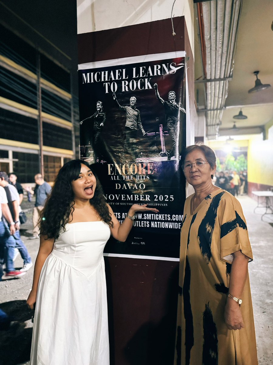 kulotene's tweet photo. Took Mamala to her very first concert! ❤️ https://t.co/DSE9LSSlvV