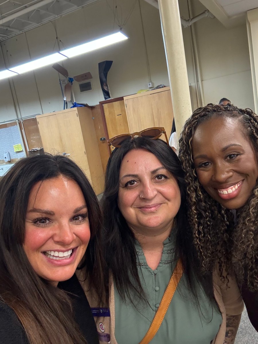 RightAtSchool tweet media