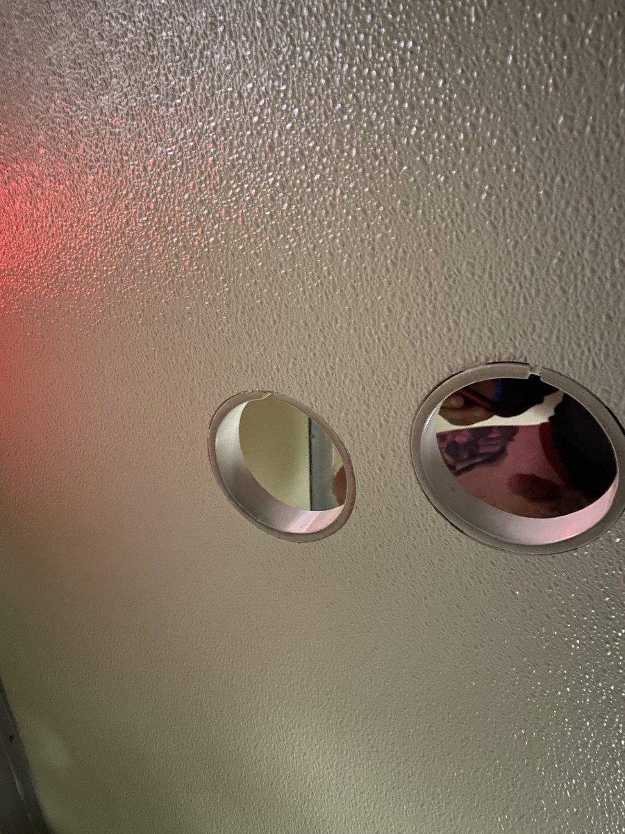 Travelertoyourtown tweet media