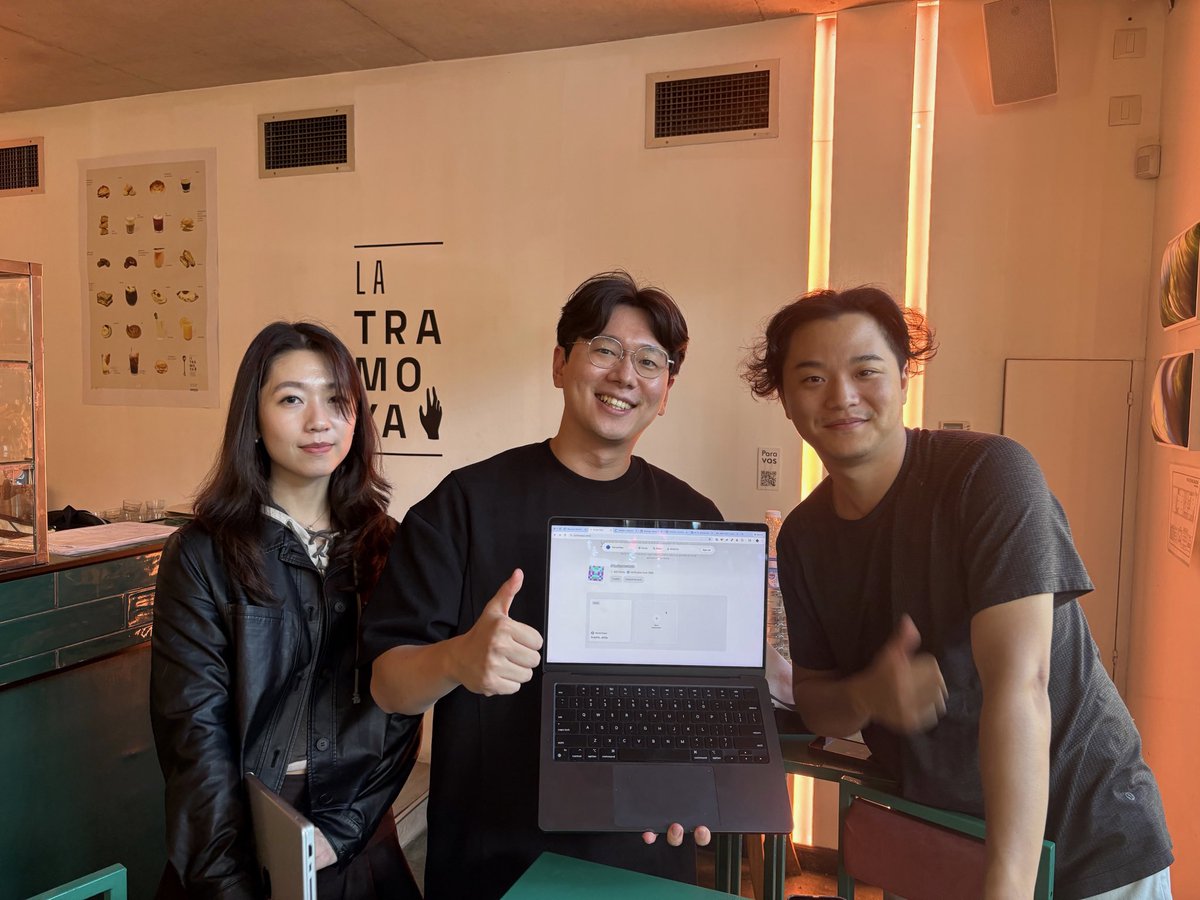 The people behind the mini apps! 

<a href="/hellocryptokr/">hellocrypto</a> <a href="/dividenconquer_/">hakko</a> <a href="/minazucchini/">minazucchini</a> are the builders behind human tap, humanfi, and human pass 

They have 100,000 weekly unique users and flew from Korea to join us in Argentina. 

Thank you team!