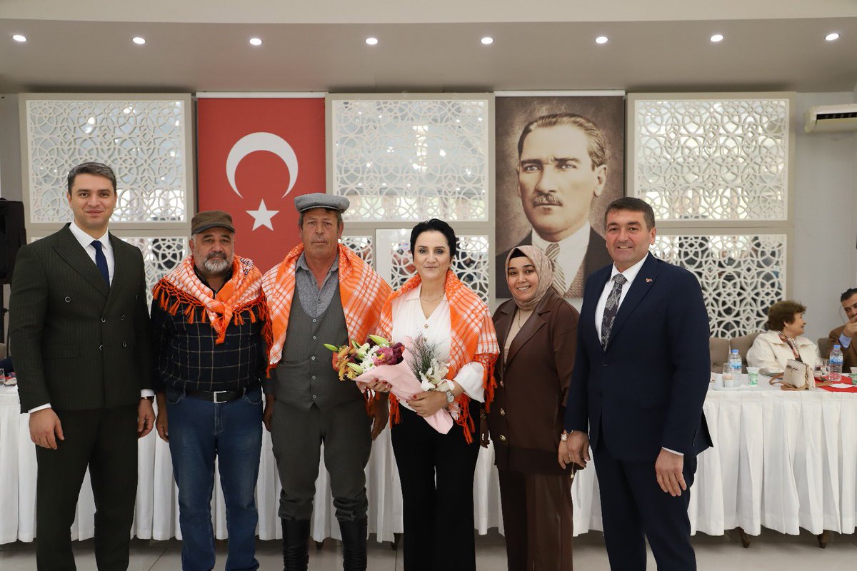 Mehtap_Altan's tweet image. “saruhanlibelediyesi: 📚 “Saruhanlı’nın Gizemli Öyküsü” Okurlarla Buluştu!

“Saruhanlı’nın Gizemli Öyküsü”
Saruhanlı Belediyesi tarafından hazırlanan, Şair ve Yazar Mehtap Altan’ın kaleme aldığı
“Saruhanlı’nın Gizemli Öyküsü” adlı kitabın tanıtım programı, yoğun bir katılımla…