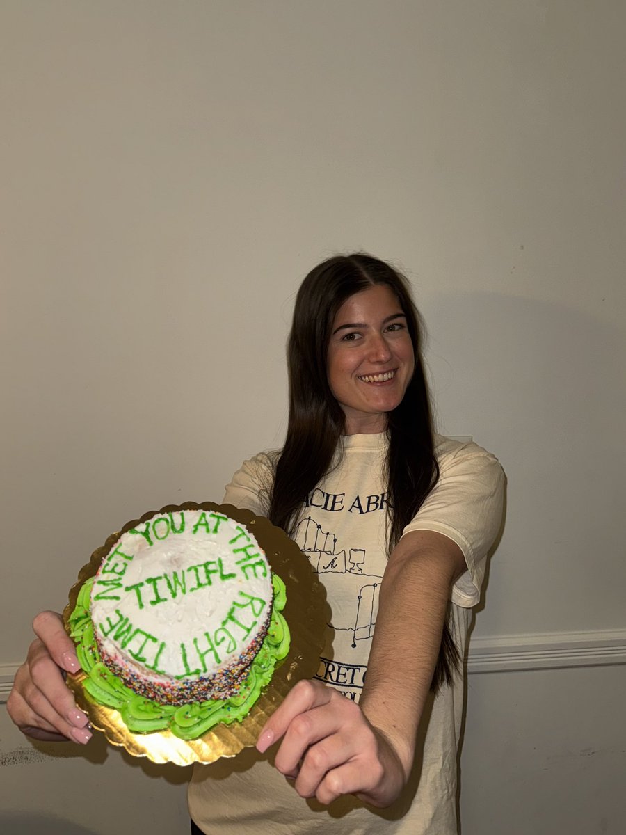 tamson_xoxo's tweet image. 4 years of the greatest EP ever made💚🥲 #TIWIFL @gracieabrams @gracieshq