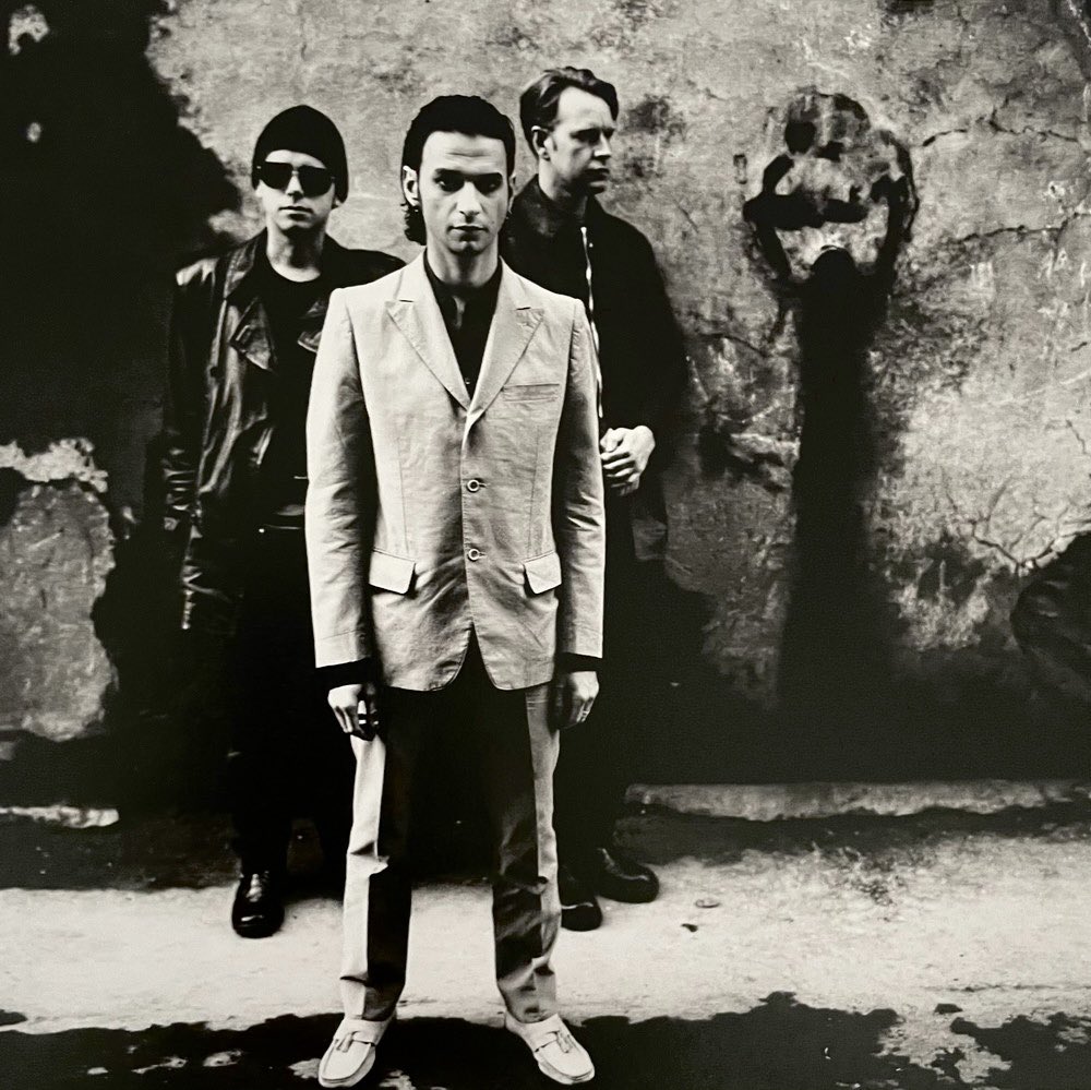 Ultra_Depeche's tweet image. ULTRA 🎶🎵
Crafting Depeche Mode’s ninth studio album was a monumental challenge of innovation and emotion, yet the result is a masterpiece that transforms struggle into timeless brilliance.
#DepecheMode