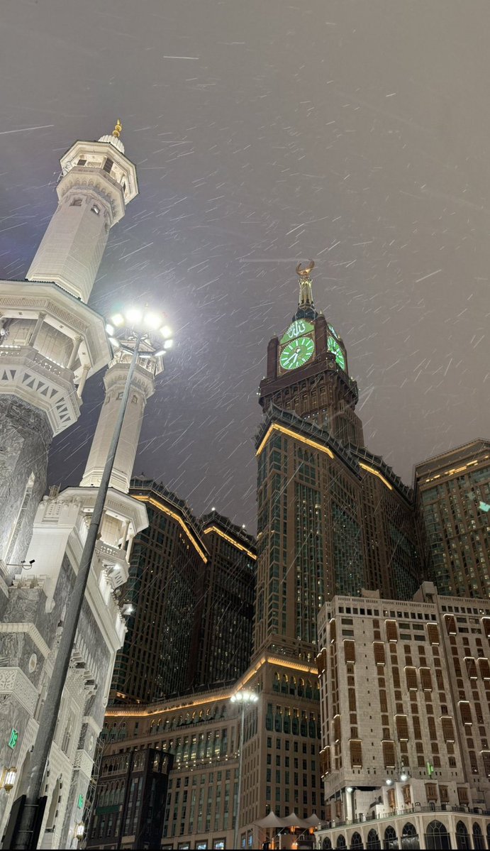 "ياربّ هاللحظه وشعورها😢❣️"