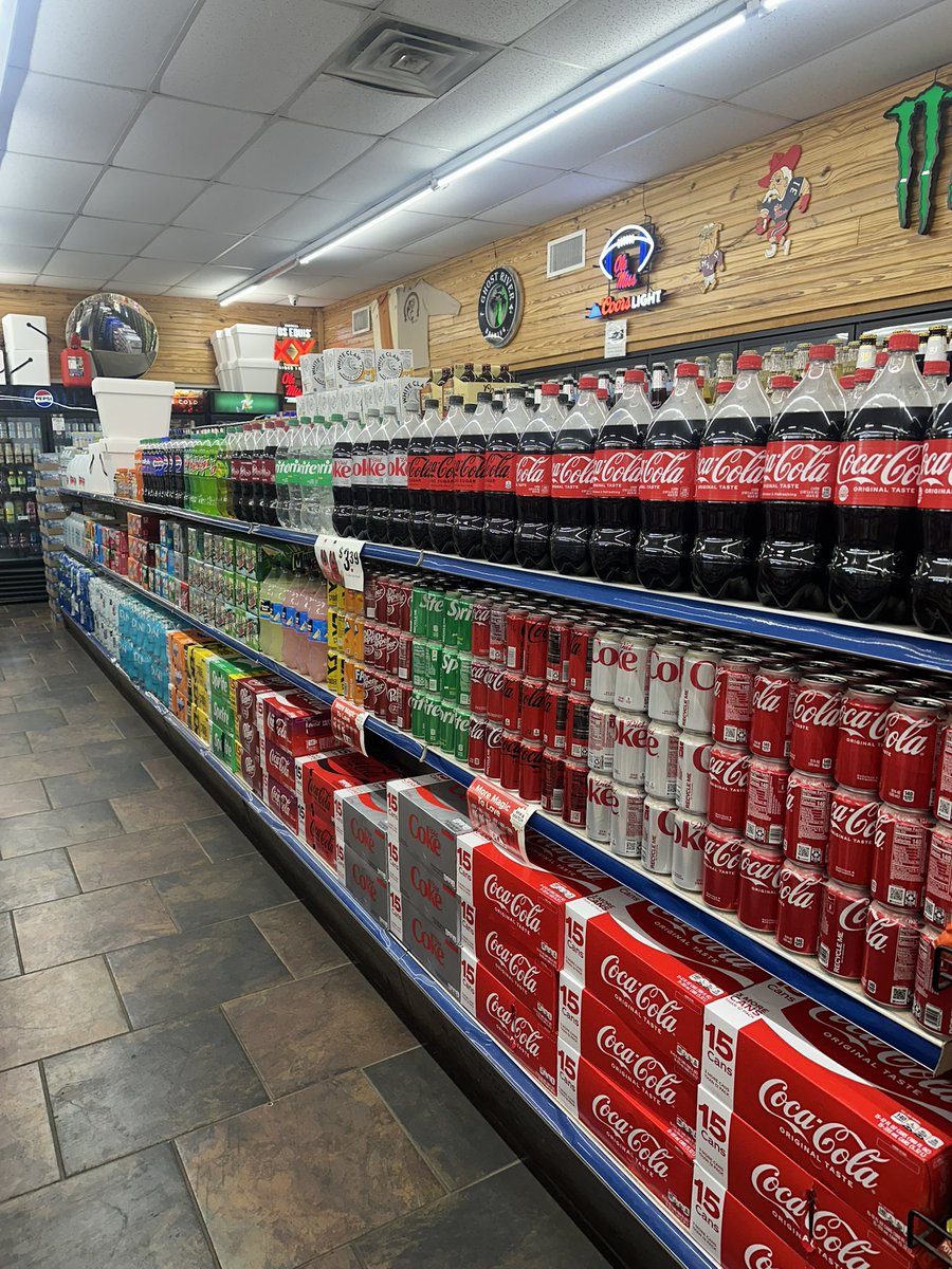 SkyMartGrocery's tweet photo. 825 College Hill Road is your spot to stop @GatorsFB @FloridaGators @onlygators 
We are stocked up and ready to welcome you with a Hotty Toddy Hell! https://t.co/uNU2W3B9Fm