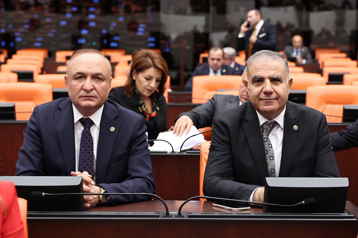 Sayın Milletvekilimiz <a href="/melihmeric/">Melih Meriç</a>’e
Staj ve Çıraklık Sigortası Mağdurları olarak göstermiş olduğu duyarlılık, adalet ve emek vurgusu dolu paylaşımı için yürekten teşekkür ediyoruz.

<a href="/herkesicinCHP/">CHP 🇹🇷</a> 

Sesimize ses, mücadelemize güç oldunuz.
Bu haklı mücadelede yanımızda duran her