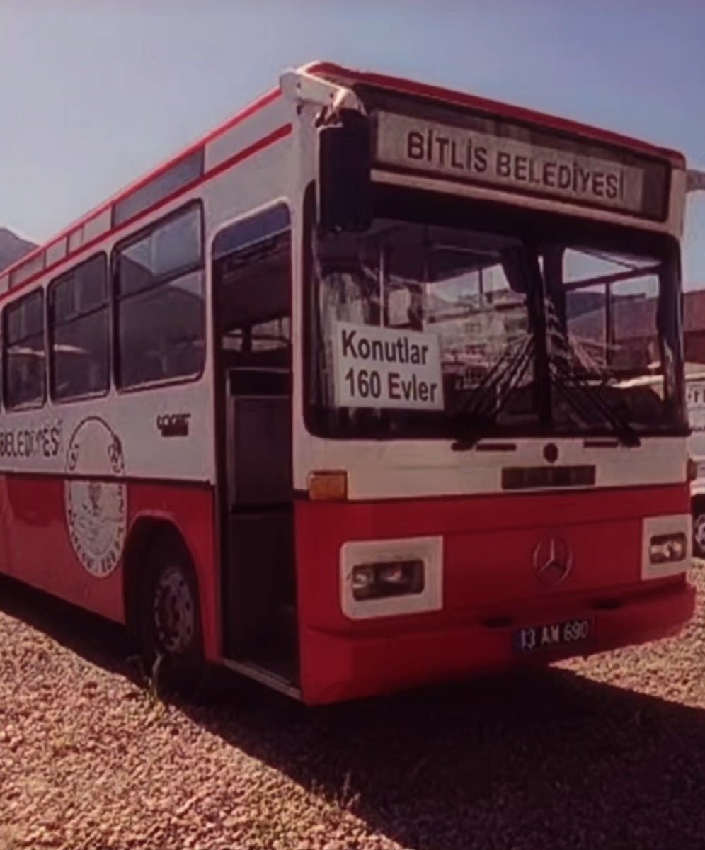 Vaktiyle Bitlis’te hemen herkesin yolculuğu bu otobüslerle olurdu..