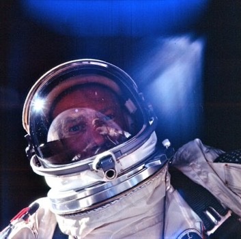 Buzz Aldrin walks in space during the Gemini 12 mission, November 12, 1966.