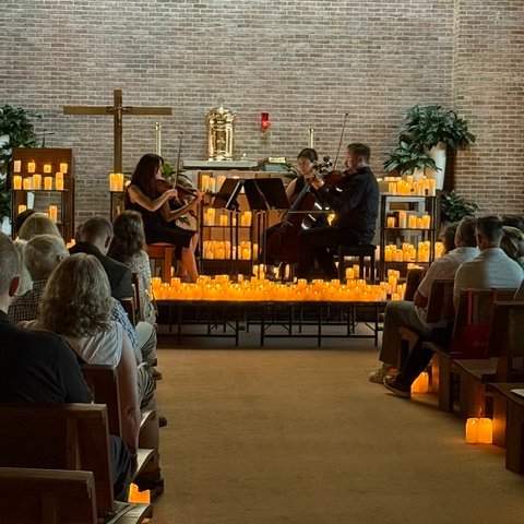 Join us for a Candlelight Concert, illuminated by thousands of candles! Classic Christmas songs performed by a classical string quartet. 

Friday, December 5
Hollywood Casino, Joliet
7:30pm
catholiccharitiesjoliet.org/candlelight/