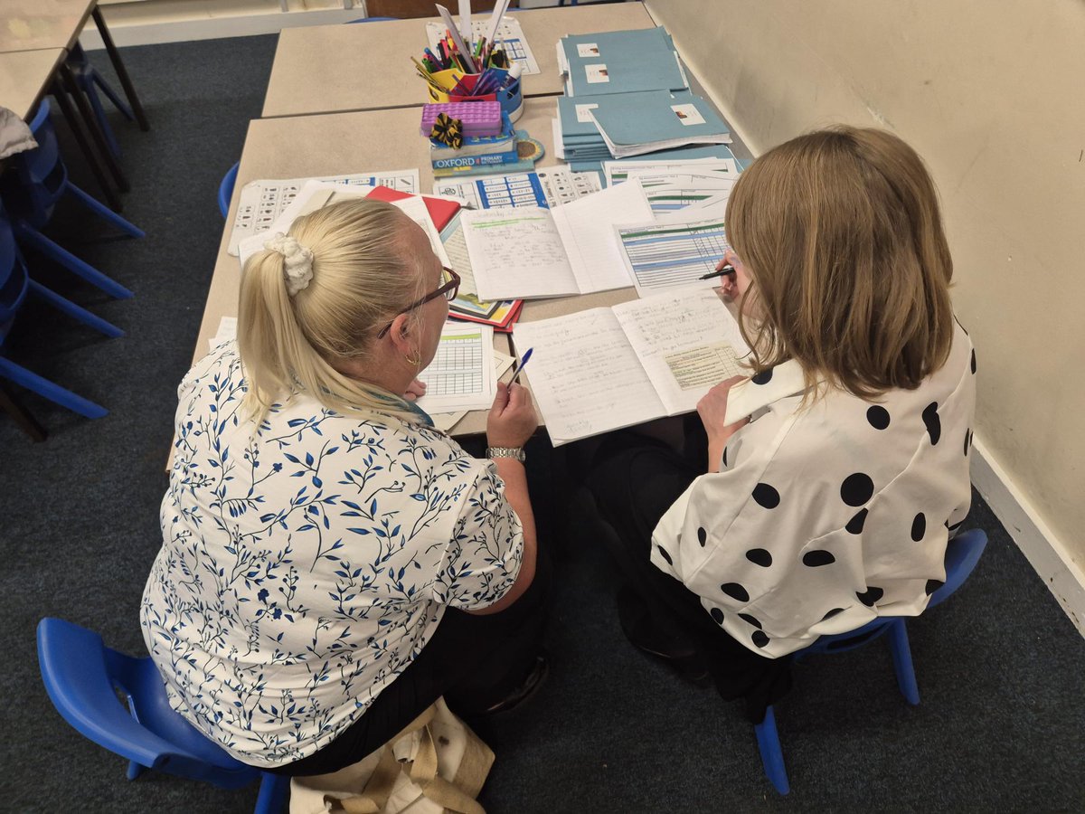 PaduaLiverpool's tweet image. A very productive staff meeting tonight moderating writing with our colleagues from Holy Family Cronton. @LiteracyCounts1 @MrsJMC1