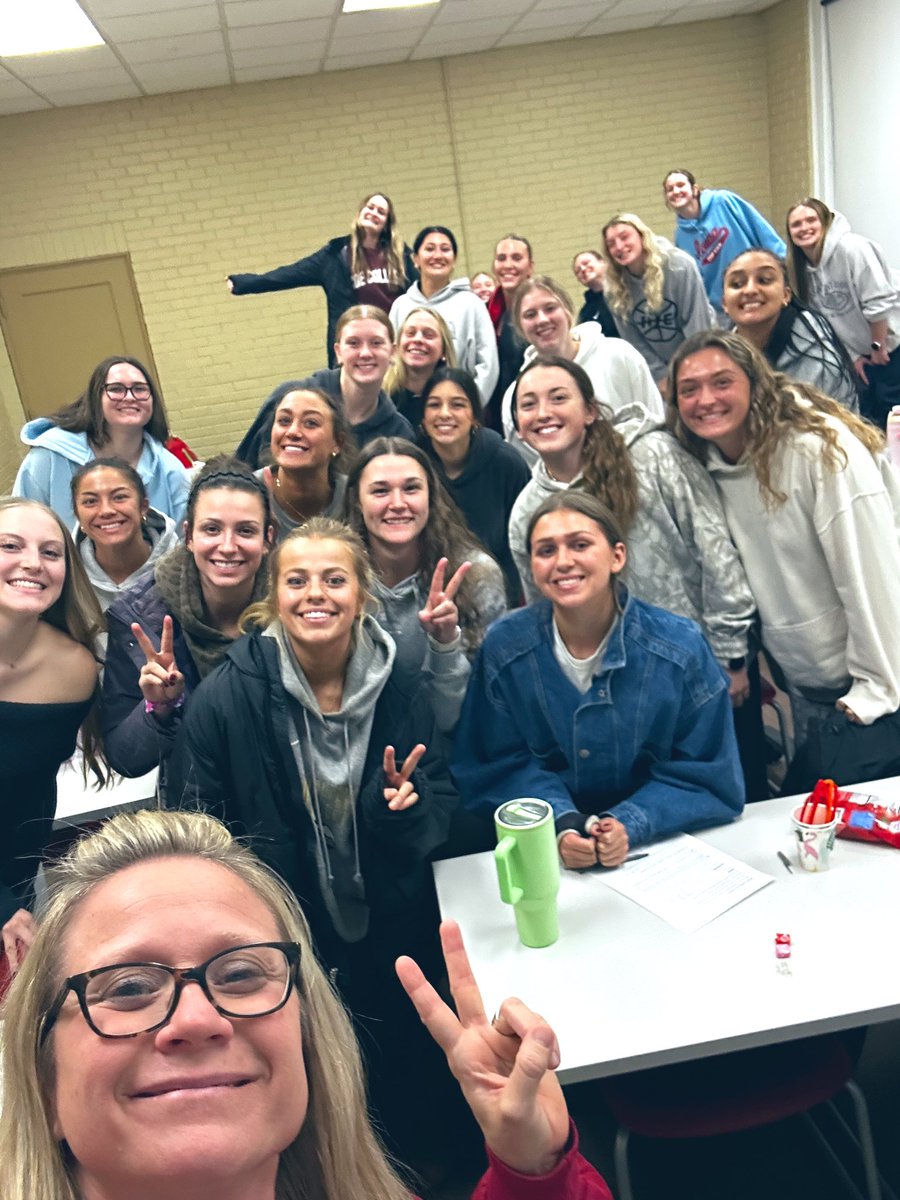 Great night with the <a href="/KohawkVball/">Kohawk Volleyball</a> diving into self-reflection &amp; the mindset that defines championship culture.This team knows: pressure is a privilege. Compete fearless. Empty the tank. Your best game is still ahead. One play at a time. Let’s gooooo!!! 💪🔥MP Coach Jodi #Mindset