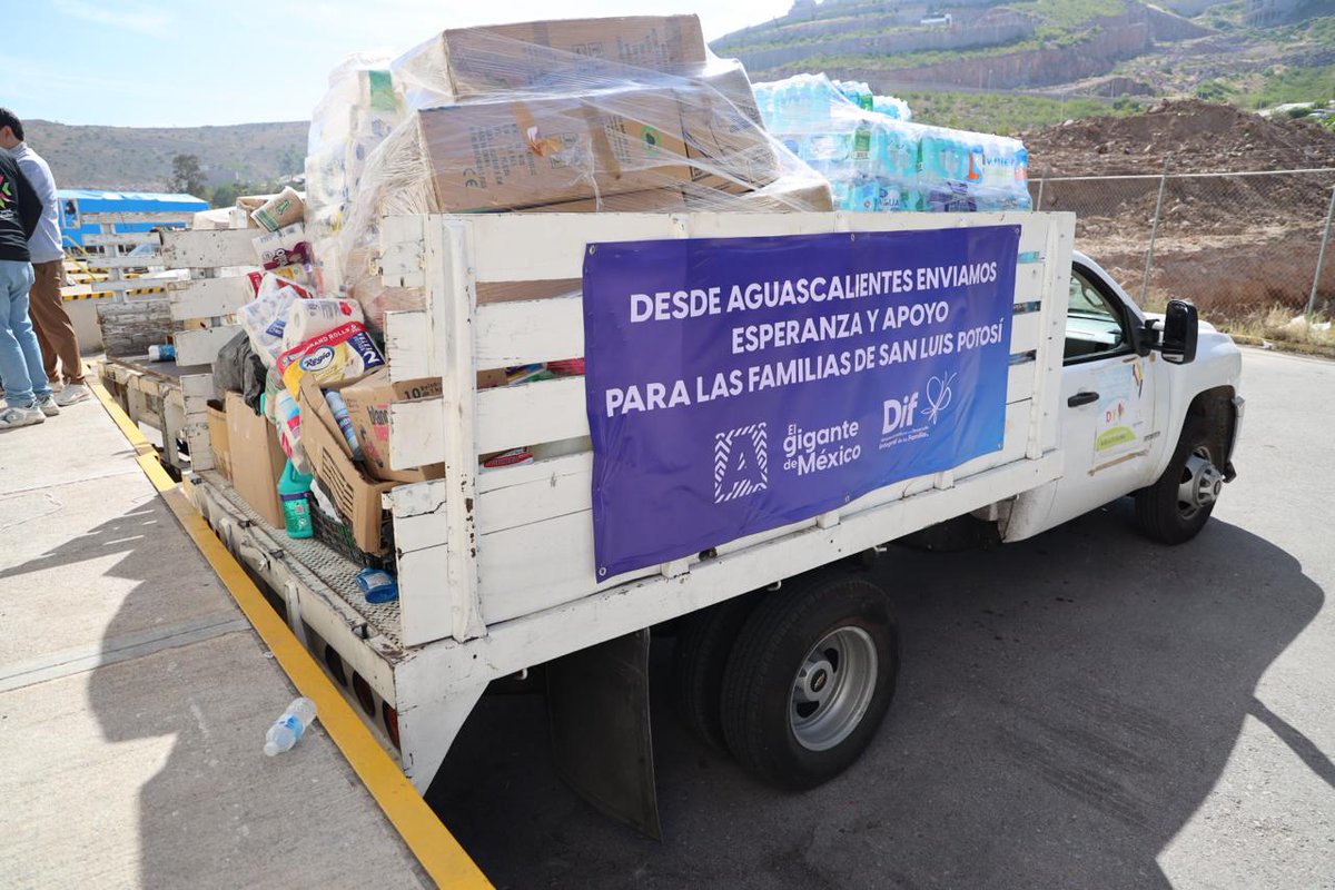 Agradecemos al DIF Estatal Aguascalientes por su valioso apoyo y muestra de solidaridad al enviar ayuda humanitaria destinada a las familias de la Huasteca potosina afectadas por las inundaciones.

#TodosUnidosPorLaHuasteca #PotosíSinLímites #RicardoGallardoCardona