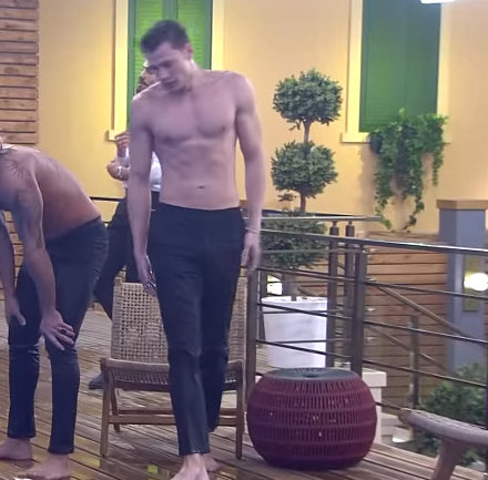 Bu çocuk varken sedata azanlar ne alakaydı