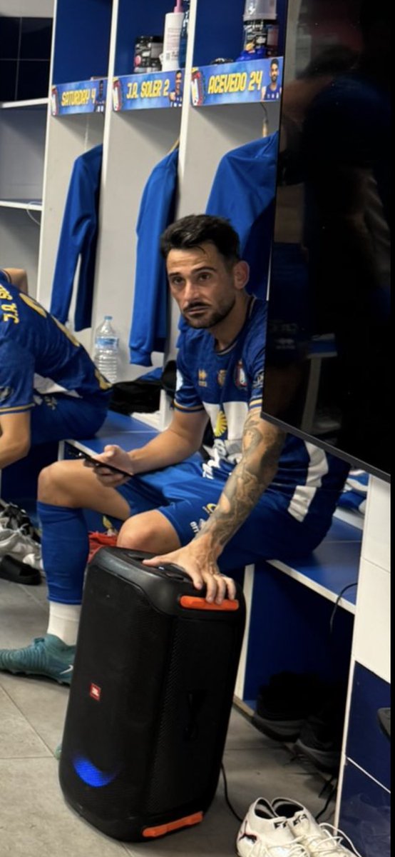 <a href="/lorcadeportiva/">Lorca Deportiva</a> <a href="/JNaranjo_9/">Jose Naranjo</a> “Anda que el cuerpo escombro este iba a meter sin el centro que le he puesto. Voy a poner un poco a Los Yakis anda”