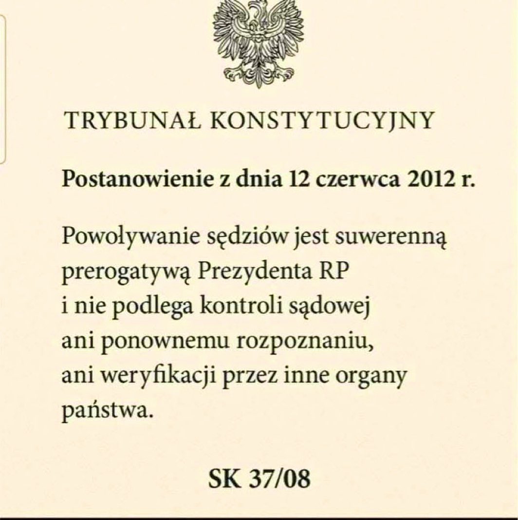 e_wrzosek's tweet image. Autentyczne orzeczenie SK 37/08 vs alternatywna rzeczywistość pożal się Boże prawników z X.
Umorzenie postępowania ze względu na niemożność wydania wyroku vs myślenie magiczne o prerogatywie prezydenckiej. 
Nawet datę wydania postanowienia przekręcili.