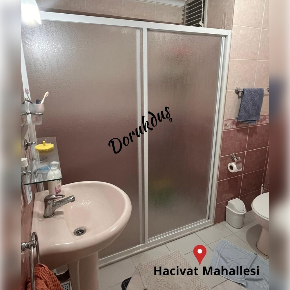 dorukdus's tweet image. Zamanla yarışan dayanıklılığı ile kullanıcıların hayatını kolaylaştıran plexi duşakabin modeli, iki duvar arası formu ile istenen alanlara uyum sağlayabilir.

#dorukduş #dorukdus #bursa #dusakabin #bursadaduşakabin #pleksi #pivotkapı #tekne #Kumlamakabin #kumlamadesen