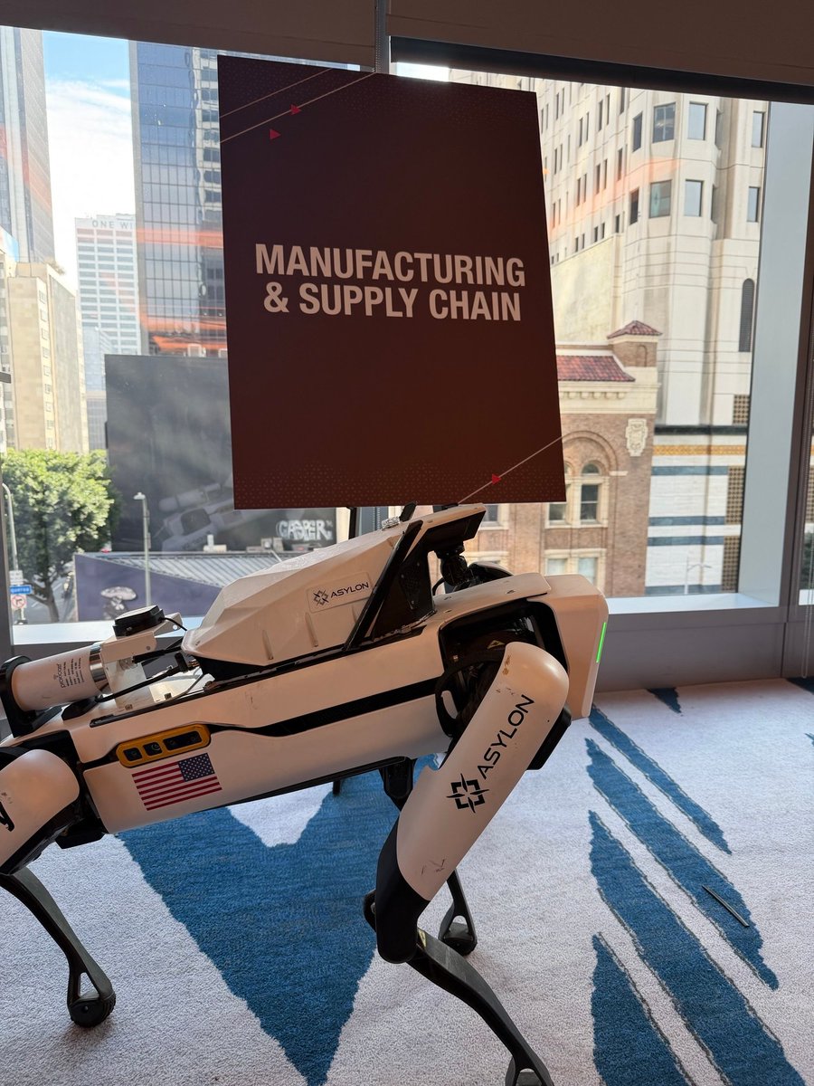 asylonrobotics's tweet image. DroneDog here, checking in from the #YPOGBS25 in Los Angeles!
Whether it’s healthcare, logistics, or manufacturing, everyone’s asking the same thing. How can automation help our teams do more, safely? #DroneDog #Asylon #RoboticSecurity #Automation #TechMeetsSecurity