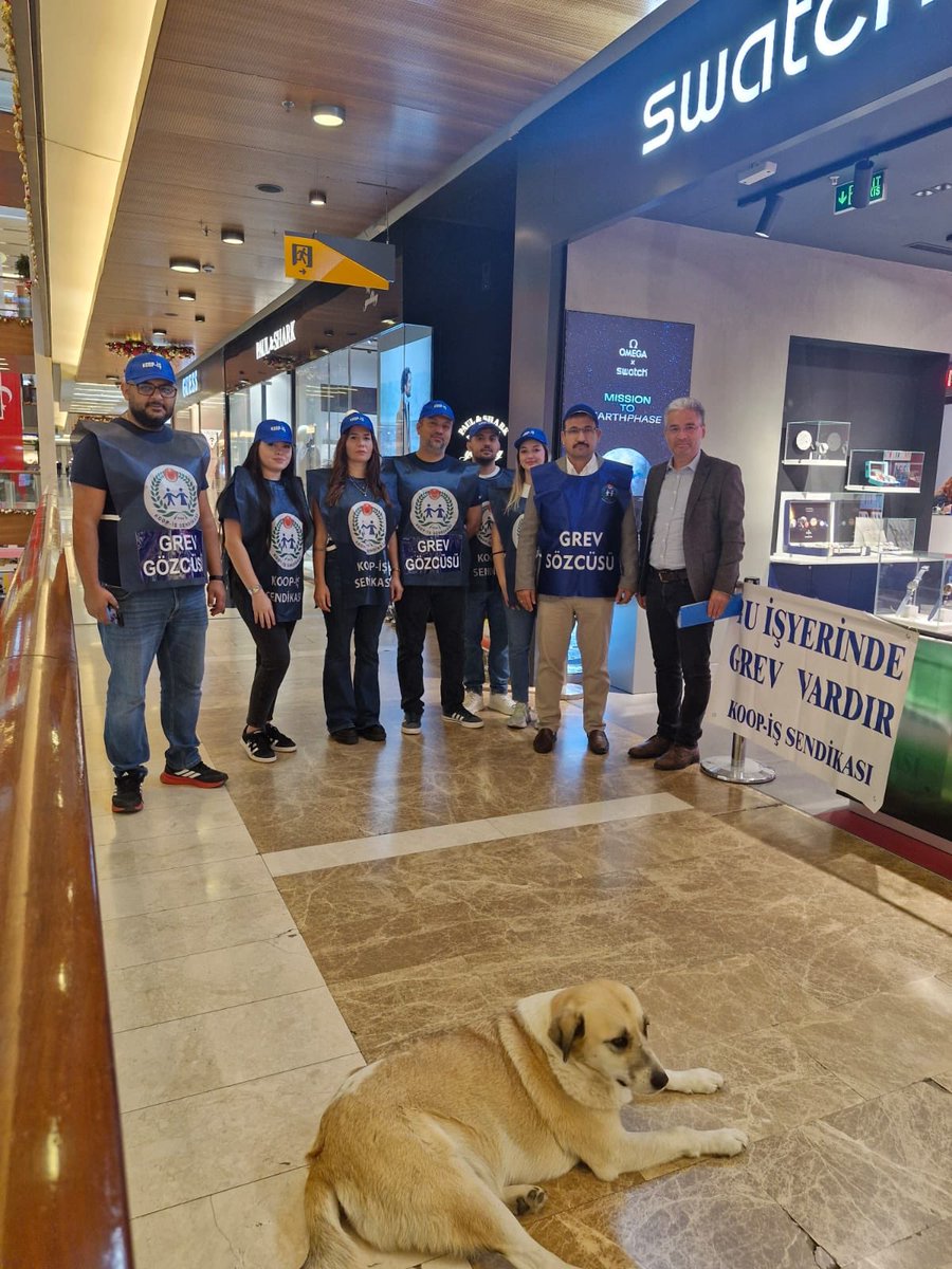 Dayanışma büyüyor, sesimiz çoğalıyor!
#SwatchGroupÇalışanlarıGrevde
<a href="/Swatch/">Swatch</a> <a href="/KOOPISSENDIKASI/">Koop-İş Sendikası</a> <a href="/uniglobalunion/">UNI Global Union</a> <a href="/swatchturkiye/">Swatch Türkiye</a>