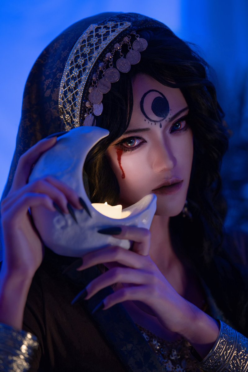 #蘇丹的遊戲 #sultansgame

梅姬 The Moon