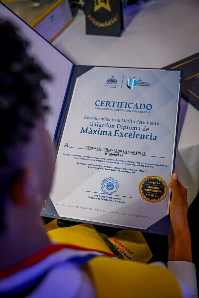 Ministerio Educación RD tweet media