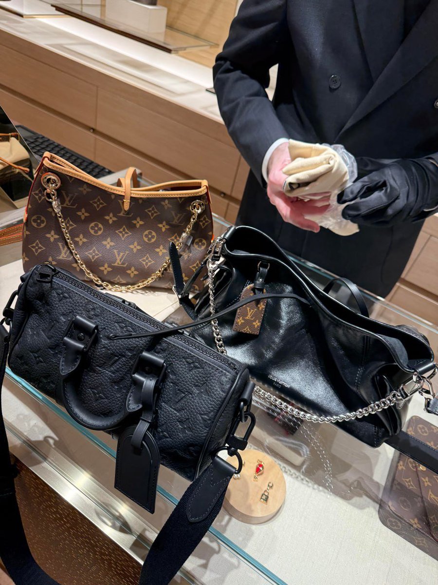 yeahiam's tweet image. #shopping #luxurygoods #USA