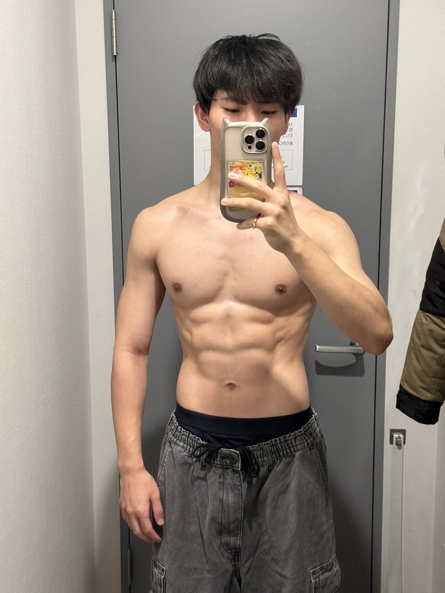 未来𓏲𓎨 tweet media