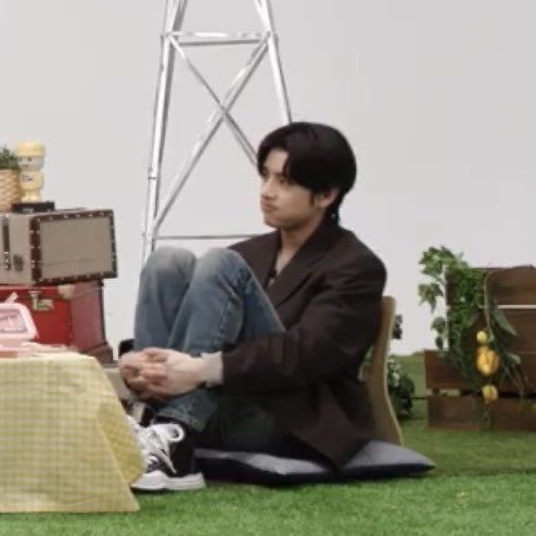 unleashedjake's tweet image. he’s so