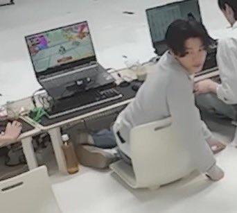 unleashedjake's tweet image. he’s so