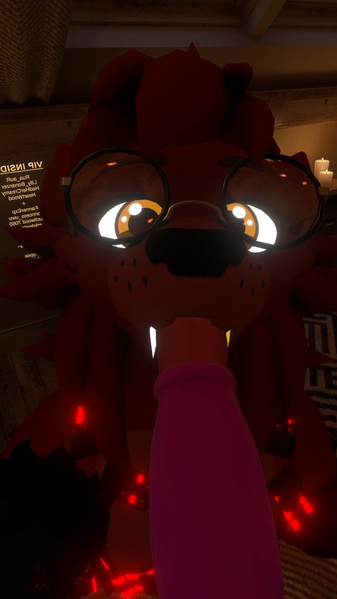 tek_who's tweet photo. Foxy à minuit qui s'occupe la gueule :3 https://t.co/T3CjvrQt5q