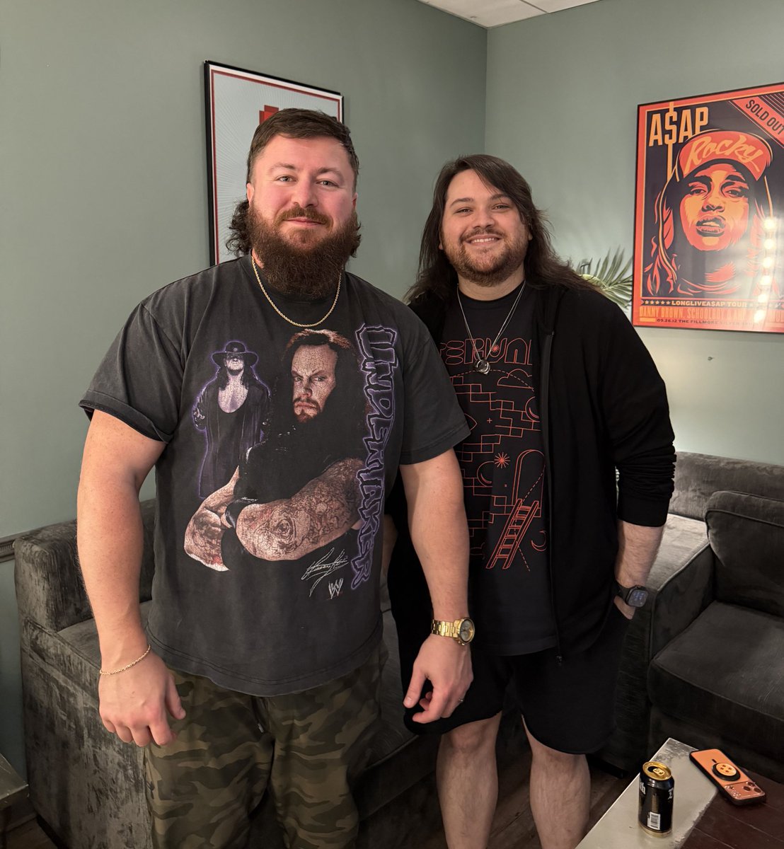 Just filmed an amazing podcast with Wolfgang Van Halen. Stay tuned. Extremely talented songwriter and musician who plays all the instruments on his albums. His band MAMMOTH’s fantastic new album ‘The End’ is out everywhere NOW.