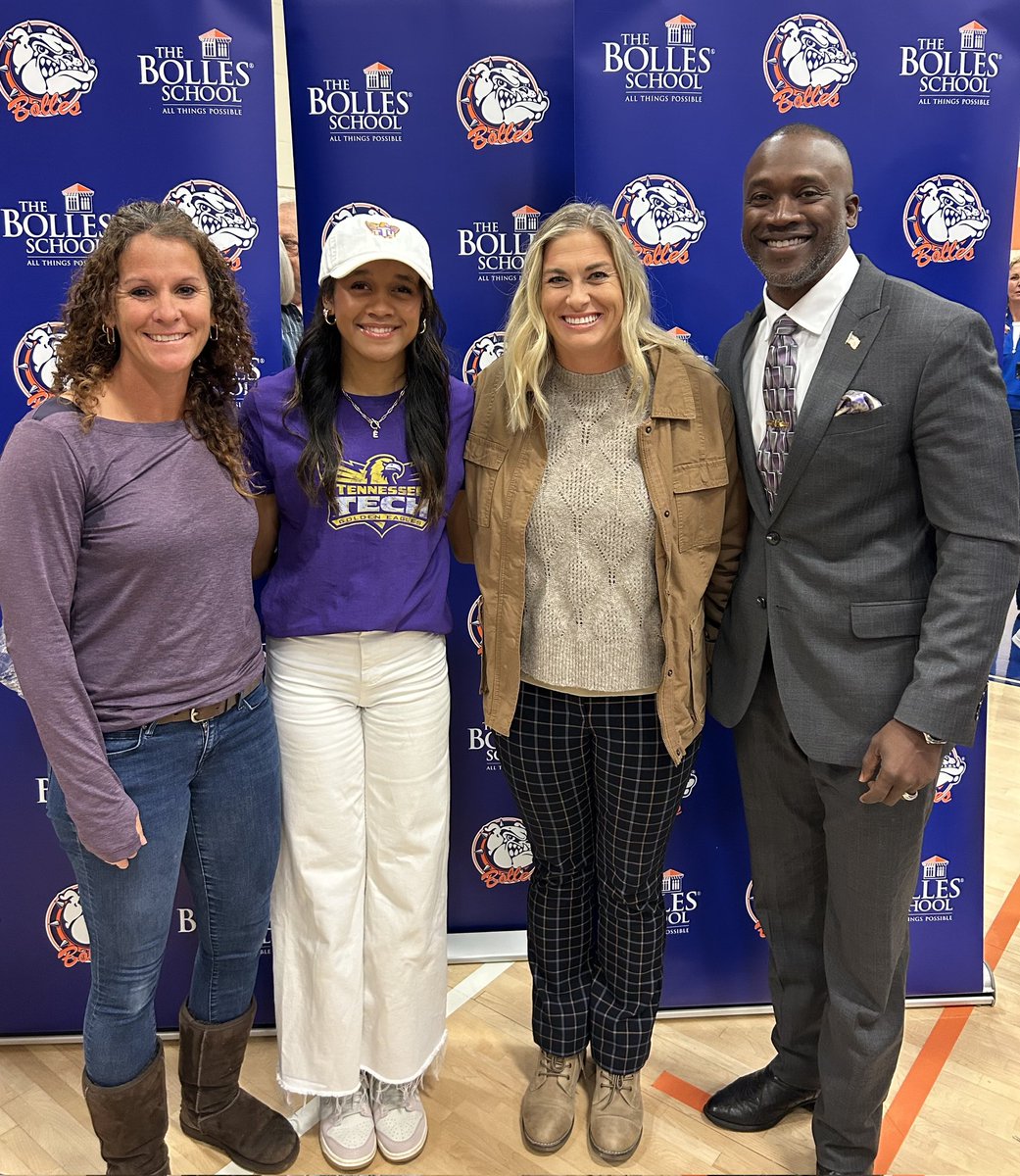 BollesHoops's tweet photo. So proud of our seniors. Evie is headed to Tennessee Tech for Track &amp; Basketball, and Terrell is off to Illinois for Track! Your hard work has paid off!
🧡🏀🥇💙 https://t.co/VGtnzLaAes