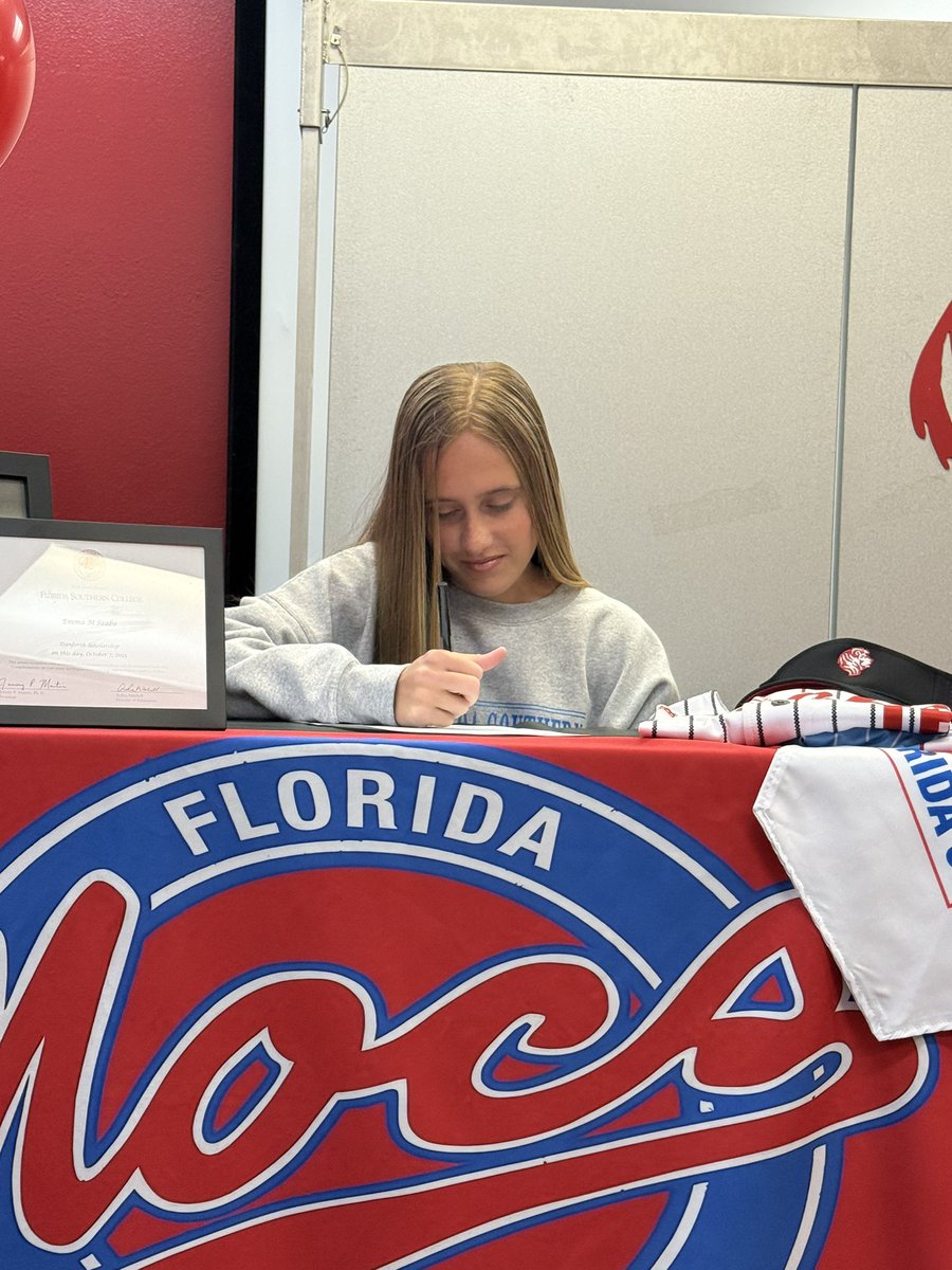Officially a Mocs 🐍! So excited for everything that is ahead! Thank you Coach Mo and Coach Marti for this amazing opportunity. <a href="/FSC_Softball/">FSC Softball</a> <a href="/TampaMustangsRT/">Tampa Mustangs RT 18u</a> <a href="/TampaMustangs/">Tampa Mustangs</a>