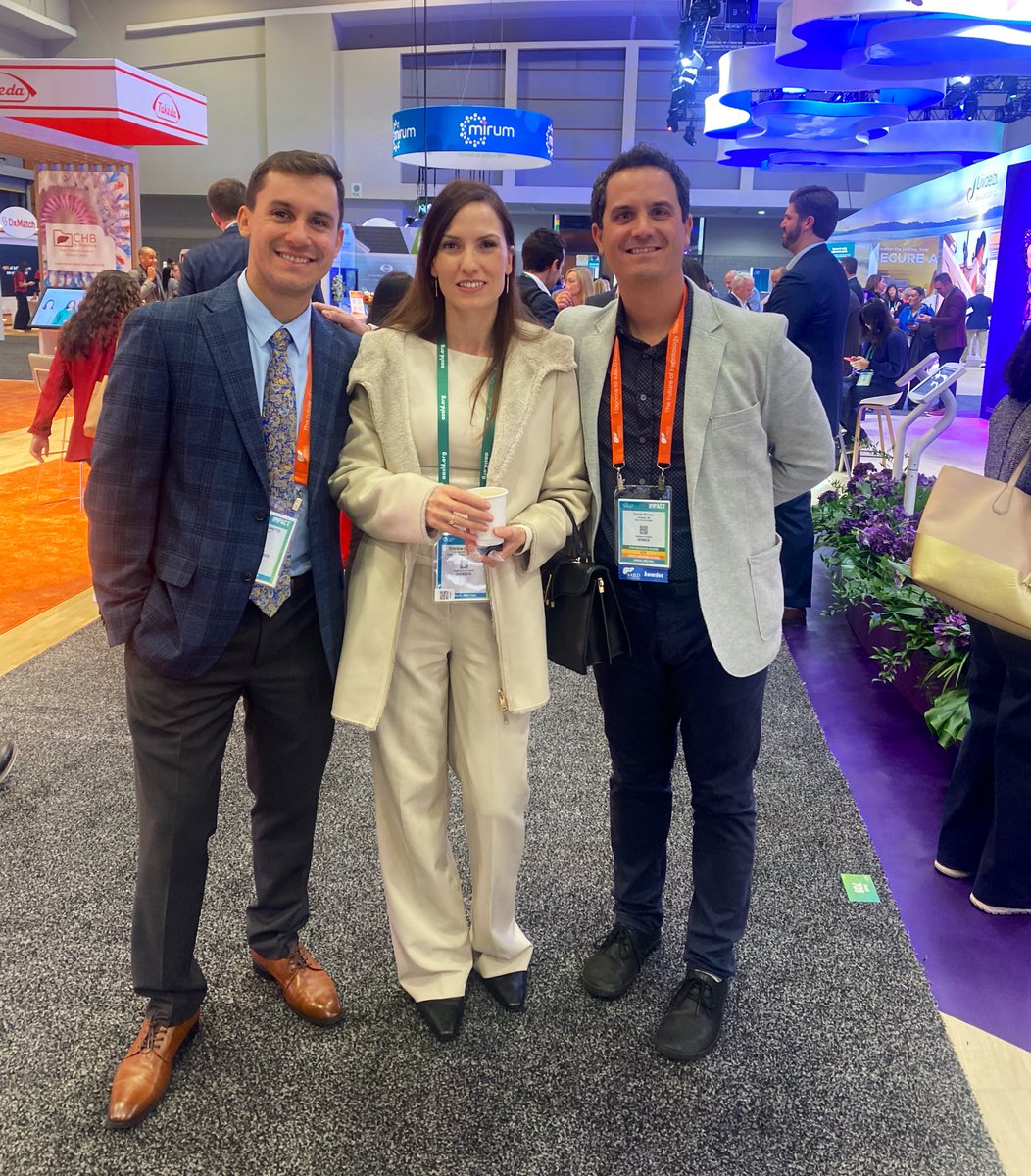 CristiLlorente's tweet image. What an experience at #TLM25!
It was so inspiring to attend outstanding talks, present our lab’s poster (great job, @RayaRonetti) and support my coworkers during their presentations. I’m so grateful for the chance to reconnect with colleagues and friends from many institutions