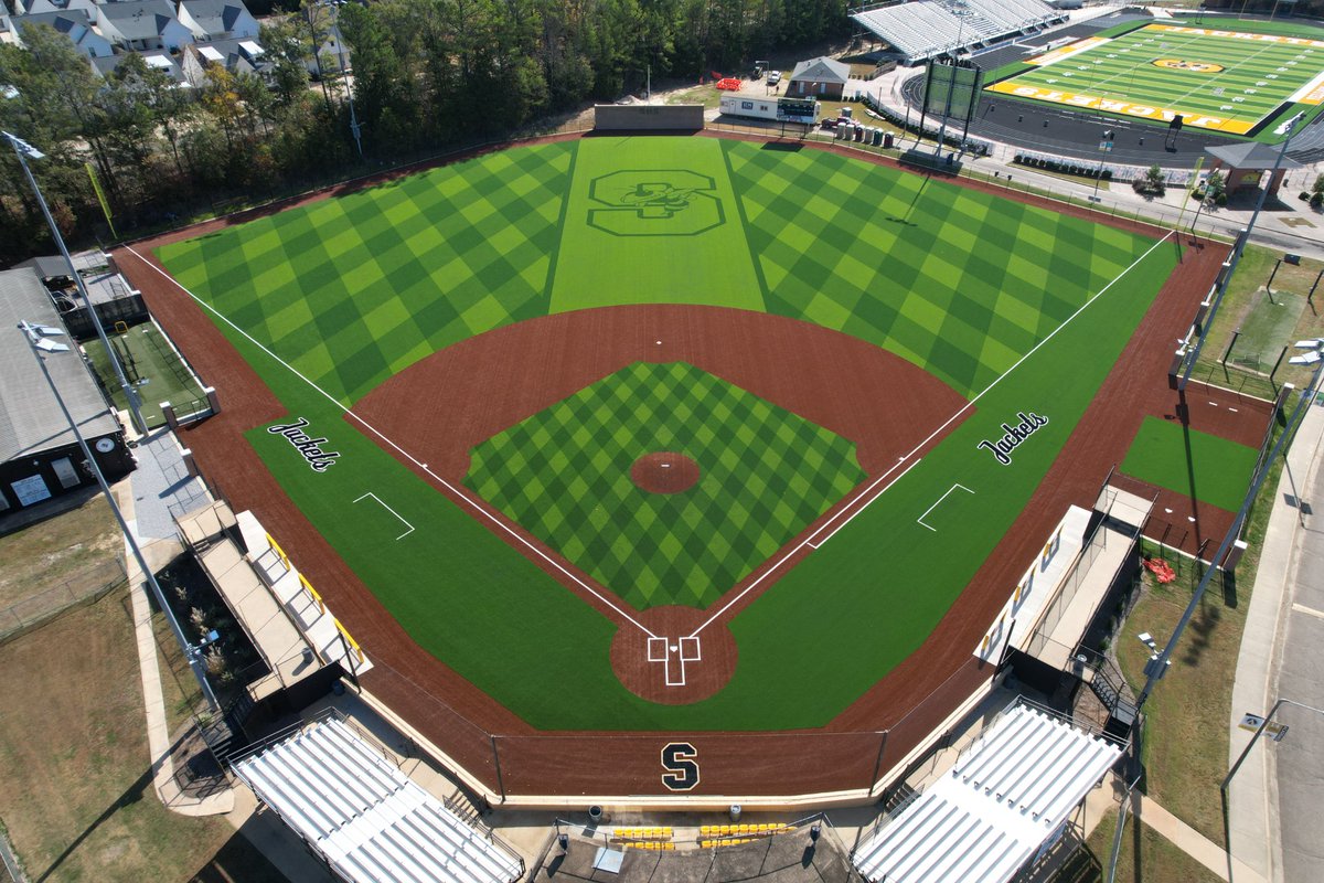 shawsportsturf's tweet image. Yellow Jacket Country is buzzing in Starkville, MS! 🖤💛
@Starkville_High now features 3 new Shaw Sports Turf installs — Baseball &amp;amp; Softball with B1K® truhop + Game On®, and Football/Soccer with Legion Pro. @STKJackets 
#ShawSportsTurf #GameOn #YellowJackets