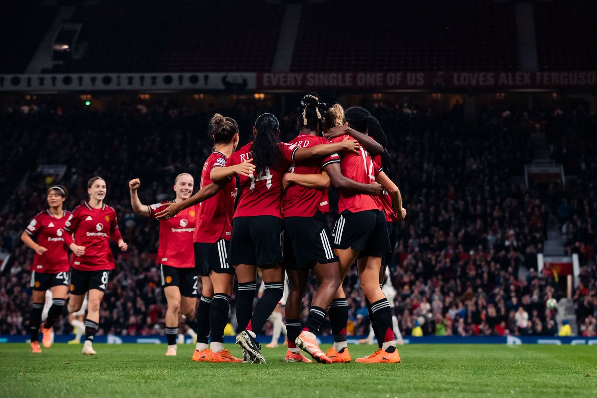 What dreams are made of!❤️ This team is unbelievable. Thank you to all the fans, stick with us 🤩✨